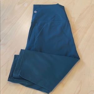 Lululemon cropped leggings